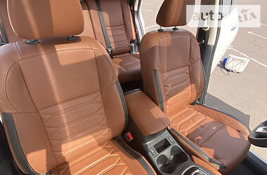 Позашляховик / Кросовер Nissan Rogue 2016 в 