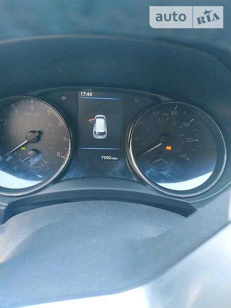 Позашляховик / Кросовер Nissan Rogue 2018 в Ірпені