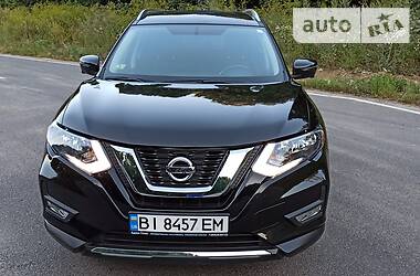 Внедорожник / Кроссовер Nissan Rogue 2016 в Виннице