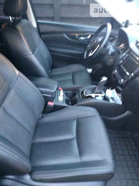 Позашляховик / Кросовер Nissan Rogue 2018 в Ірпені