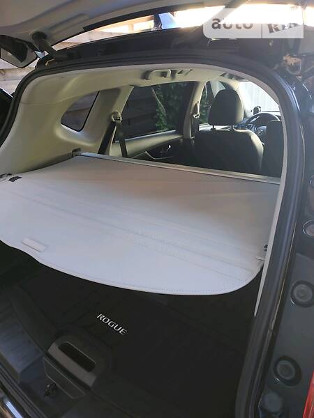 Позашляховик / Кросовер Nissan Rogue 2018 в Ірпені