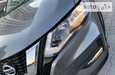 Позашляховик / Кросовер Nissan Rogue 2016 в 