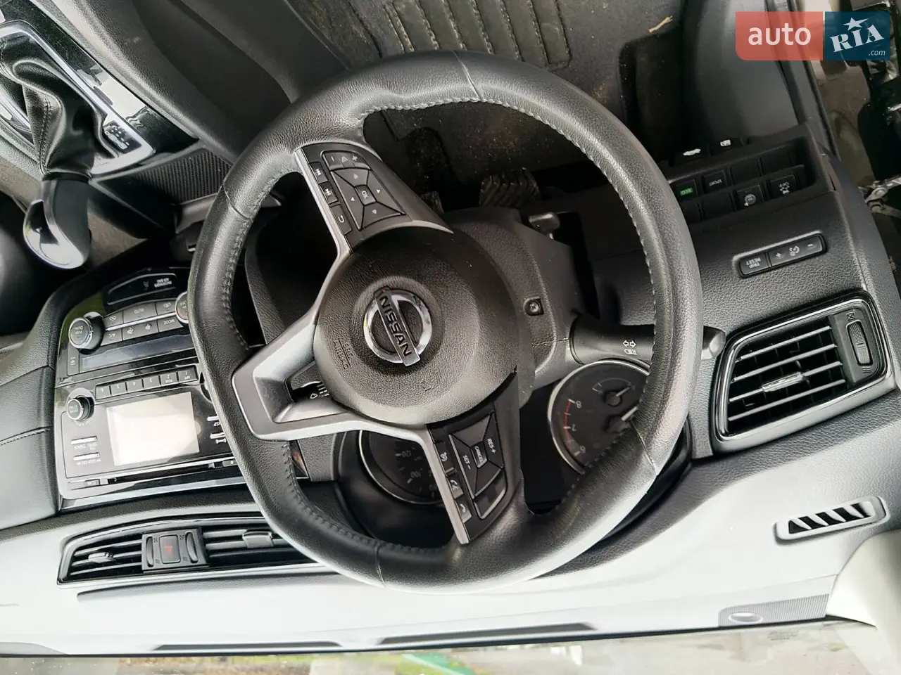 2016 Nissan Rogue - мініатюра 11