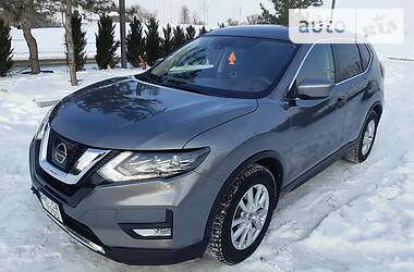 Внедорожник / Кроссовер Nissan Rogue 2019 в Днепре