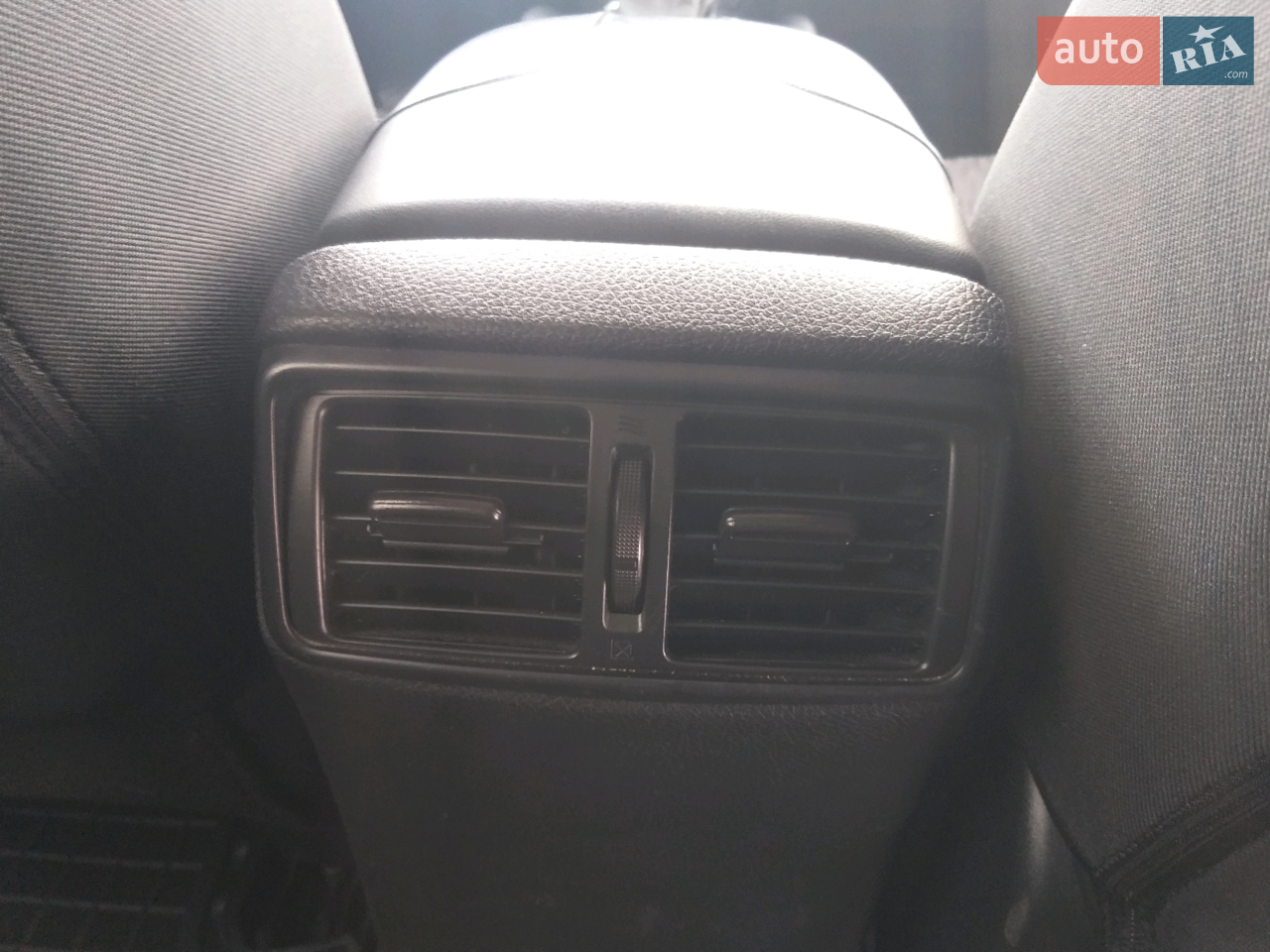 2018 Nissan Rogue - мініатюра 14