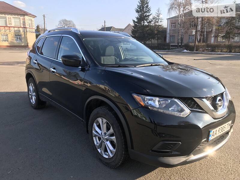 Внедорожник / Кроссовер Nissan Rogue 2016 в Виннице