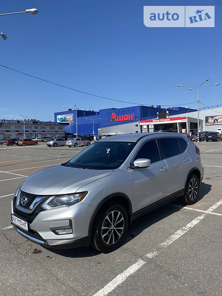 Позашляховик / Кросовер Nissan Rogue 2016 в Харкові