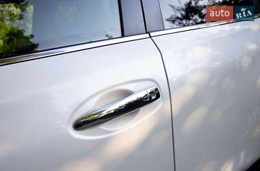 Позашляховик / Кросовер Nissan Rogue 2016 в Львові