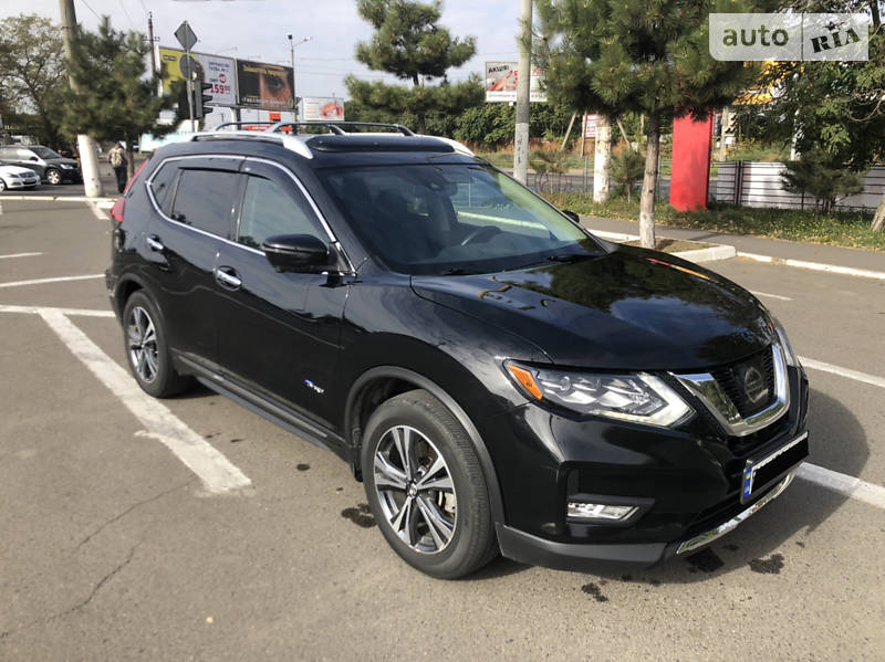 Позашляховик / Кросовер Nissan Rogue 2017 в Одесі