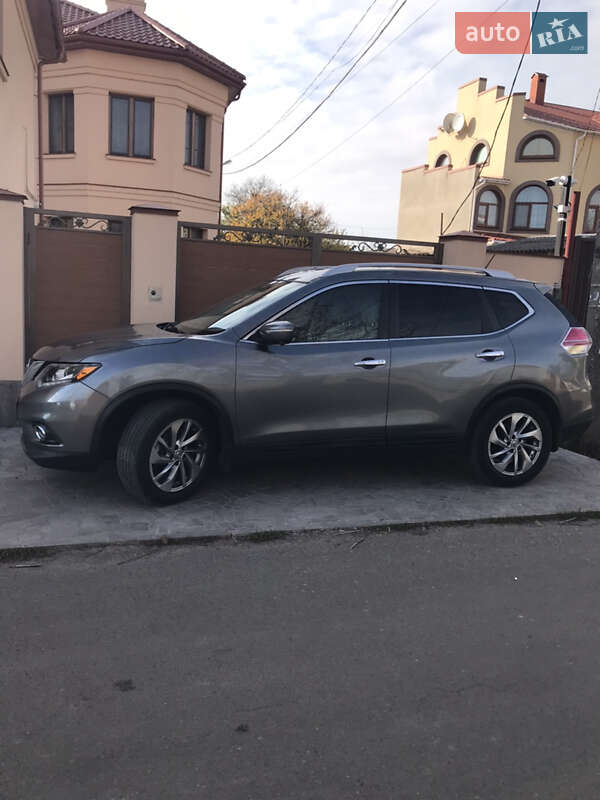 Позашляховик / Кросовер Nissan Rogue 2015 в Одесі