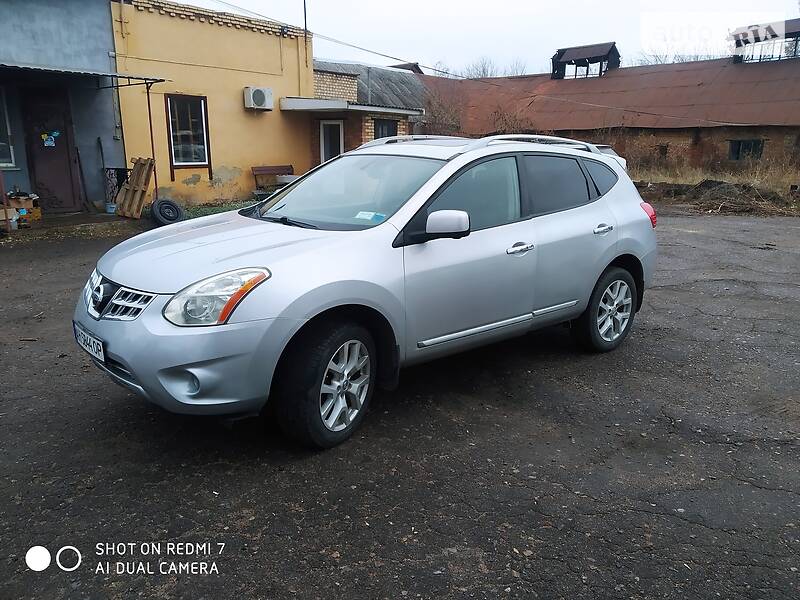 Внедорожник / Кроссовер Nissan Rogue 2013 в Константиновке