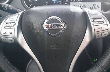 Внедорожник / Кроссовер Nissan Rogue 2015 в Львове