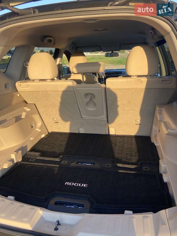 Внедорожник / Кроссовер Nissan Rogue 2016 в Одессе