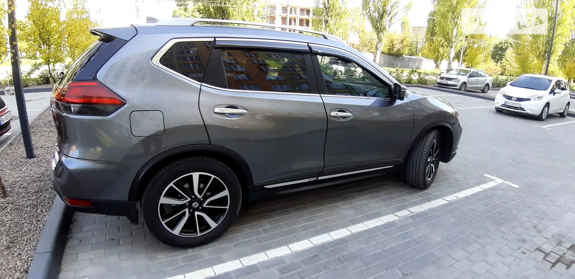 2017 Nissan Rogue - мініатюра 8