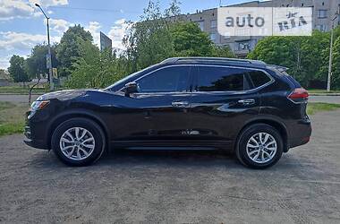 Позашляховик / Кросовер Nissan Rogue 2018 в Житомирі