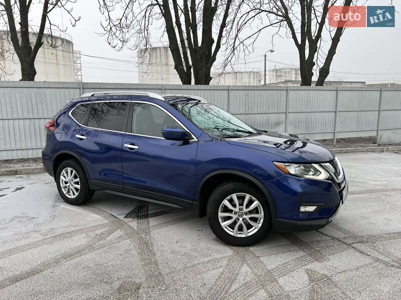 Позашляховик / Кросовер Nissan Rogue 2018 в Білій Церкві