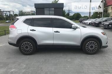 Внедорожник / Кроссовер Nissan Rogue 2016 в 