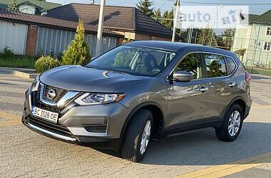 Nissan Rogue 2017