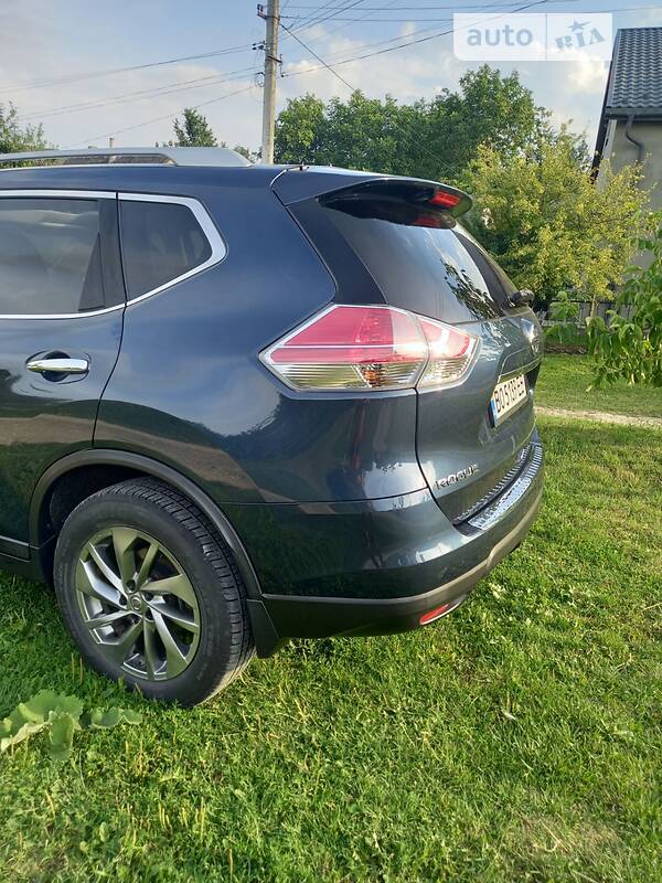 Позашляховик / Кросовер Nissan Rogue 2015 в Тернополі