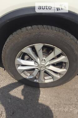 Позашляховик / Кросовер Nissan Rogue 2014 в 