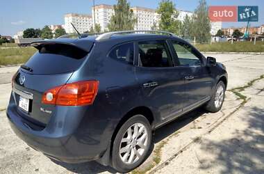 Внедорожник / Кроссовер Nissan Rogue 2012 в Нетешине