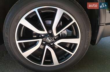 Внедорожник / Кроссовер Nissan Rogue 2018 в Кропивницком