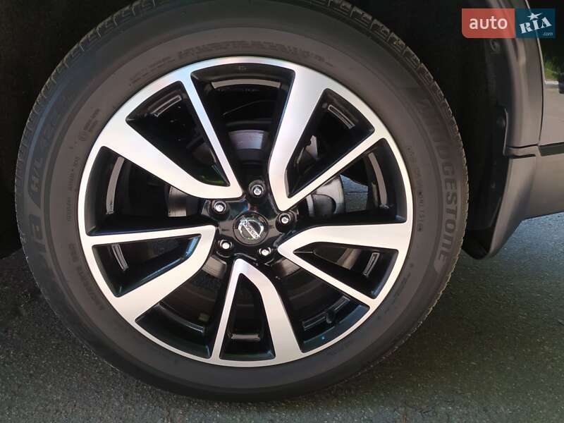 Внедорожник / Кроссовер Nissan Rogue 2018 в Кропивницком