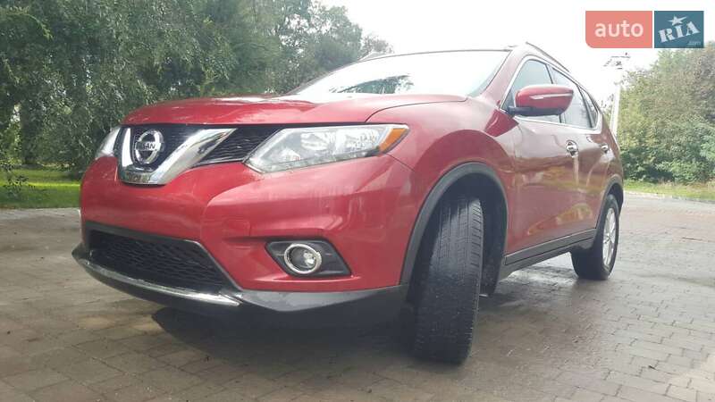 Позашляховик / Кросовер Nissan Rogue 2014 в Бучачі