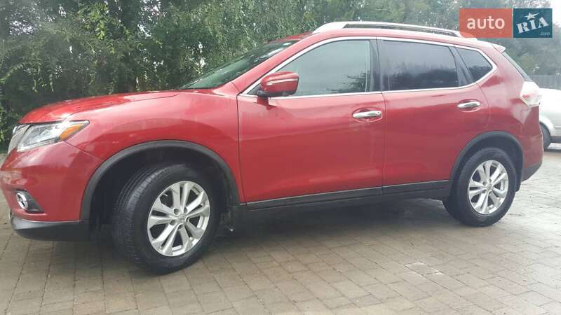 Позашляховик / Кросовер Nissan Rogue 2014 в Бучачі