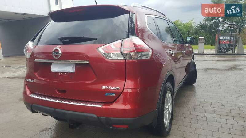 Позашляховик / Кросовер Nissan Rogue 2014 в Бучачі