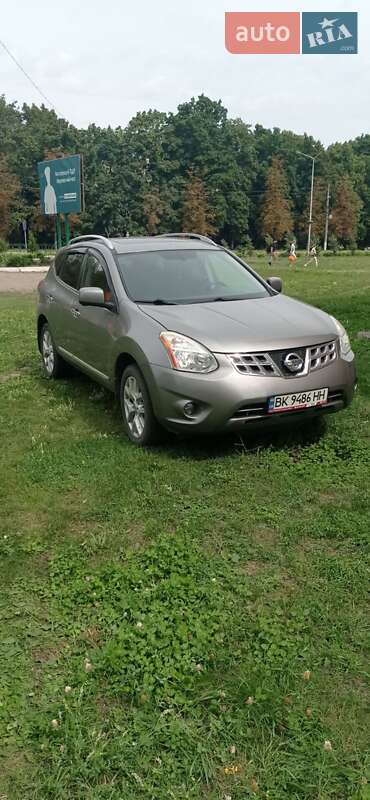 Nissan Rogue 2012