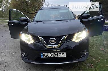 Внедорожник / Кроссовер Nissan Rogue 2016 в Днепре