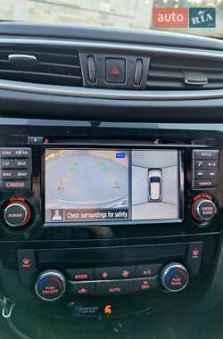 Внедорожник / Кроссовер Nissan Rogue 2016 в Киеве