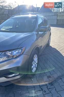 Внедорожник / Кроссовер Nissan Rogue 2017 в Одессе
