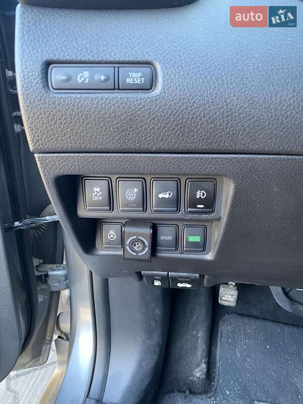 Внедорожник / Кроссовер Nissan Rogue 2017 в Одессе фото 9 Внедорожник / Кроссовер Nissan Rogue 2017 в Одессе