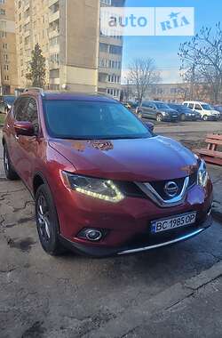 Внедорожник / Кроссовер Nissan Rogue 2015 в Львове