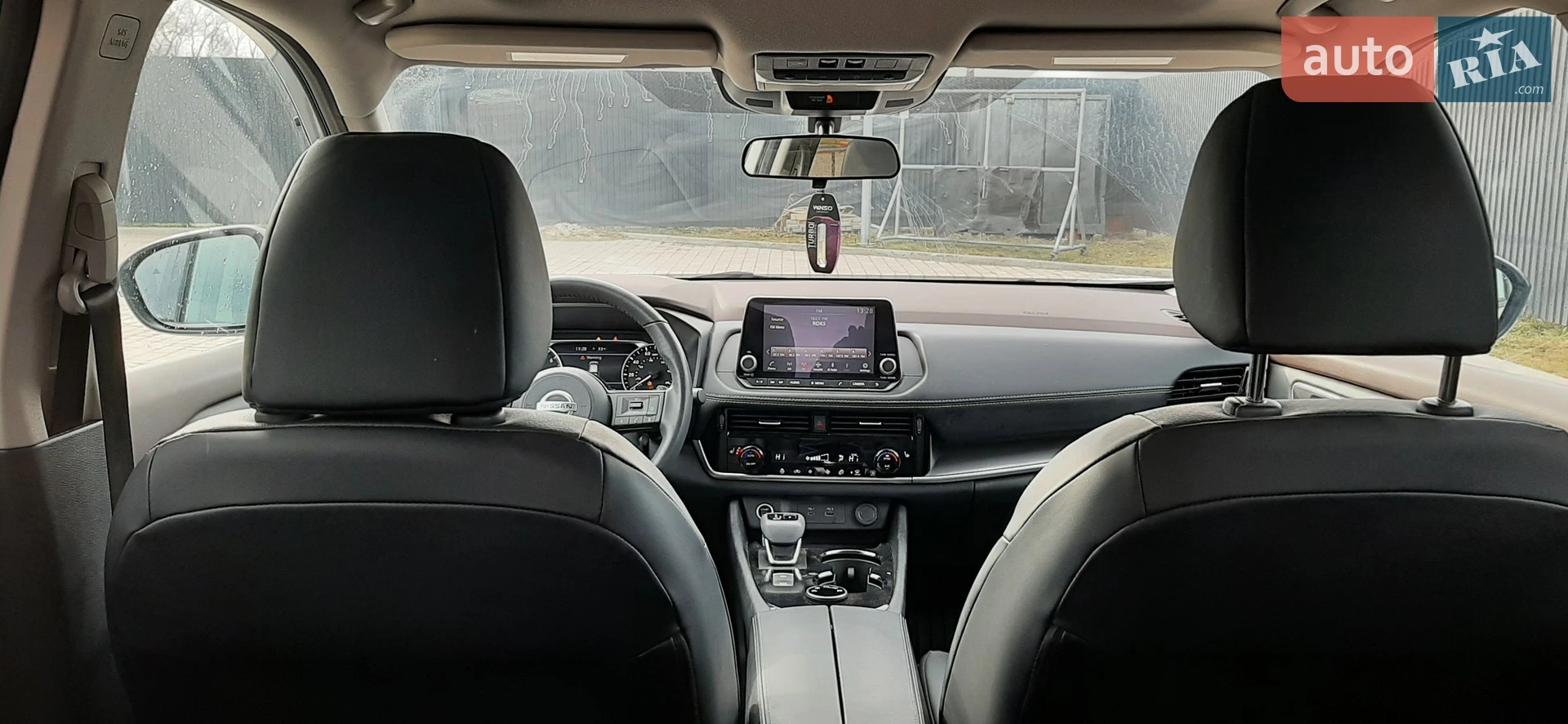 2021 Nissan Rogue - мініатюра 17