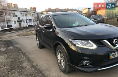 Позашляховик / Кросовер Nissan Rogue 2013 в Окнах