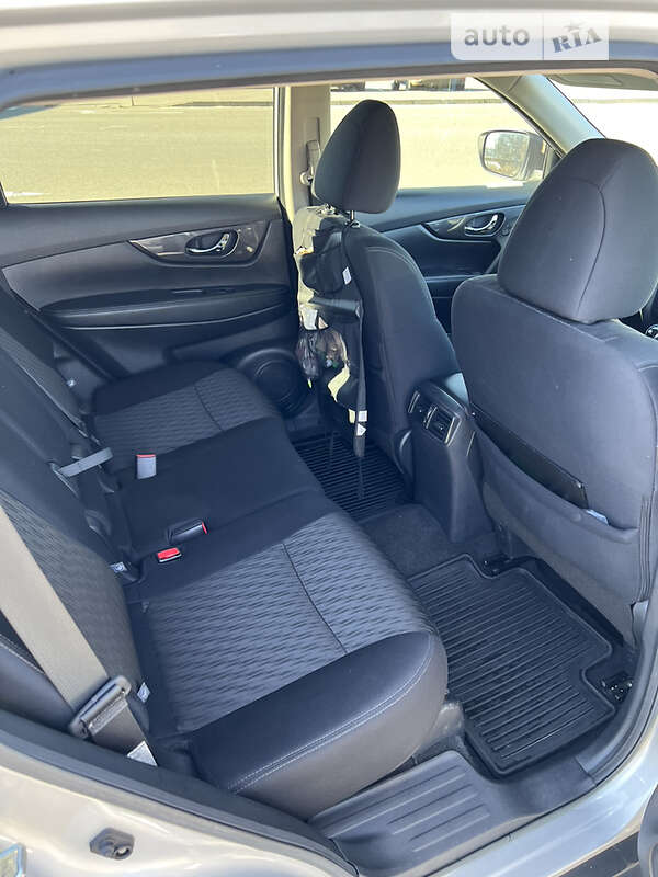 Позашляховик / Кросовер Nissan Rogue 2019 в Києві