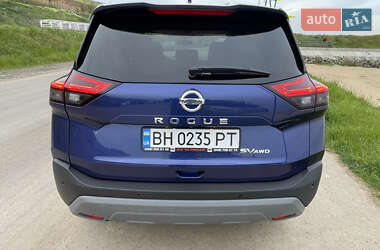 Позашляховик / Кросовер Nissan Rogue 2020 в 