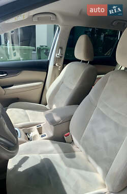 Позашляховик / Кросовер Nissan Rogue 2014 в Одесі