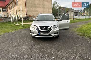 Внедорожник / Кроссовер Nissan Rogue 2016 в Сколе