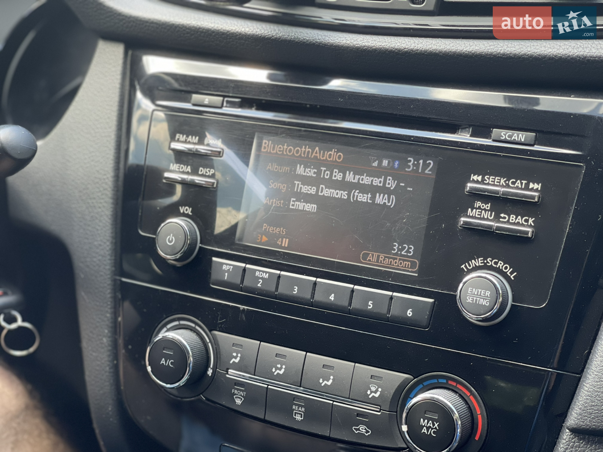 2016 Nissan Rogue - мініатюра 21