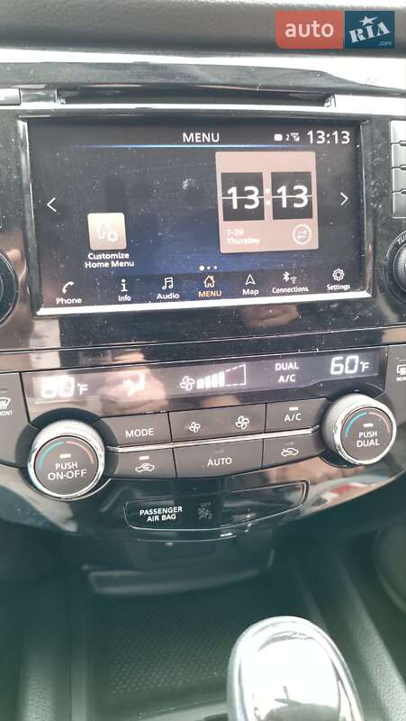 Внедорожник / Кроссовер Nissan Rogue 2018 в Запорожье