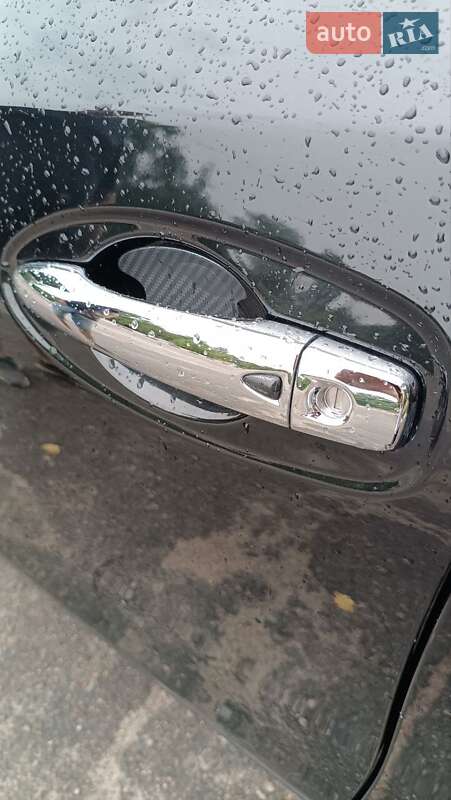 Внедорожник / Кроссовер Nissan Rogue 2018 в Запорожье