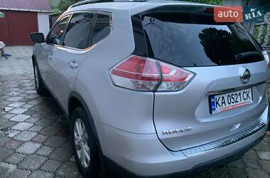 Внедорожник / Кроссовер Nissan Rogue 2015 в Житомире