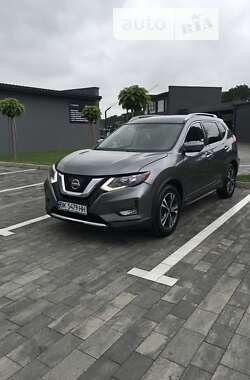 Внедорожник / Кроссовер Nissan Rogue 2018 в Луцке