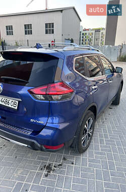 Внедорожник / Кроссовер Nissan Rogue 2016 в Львове