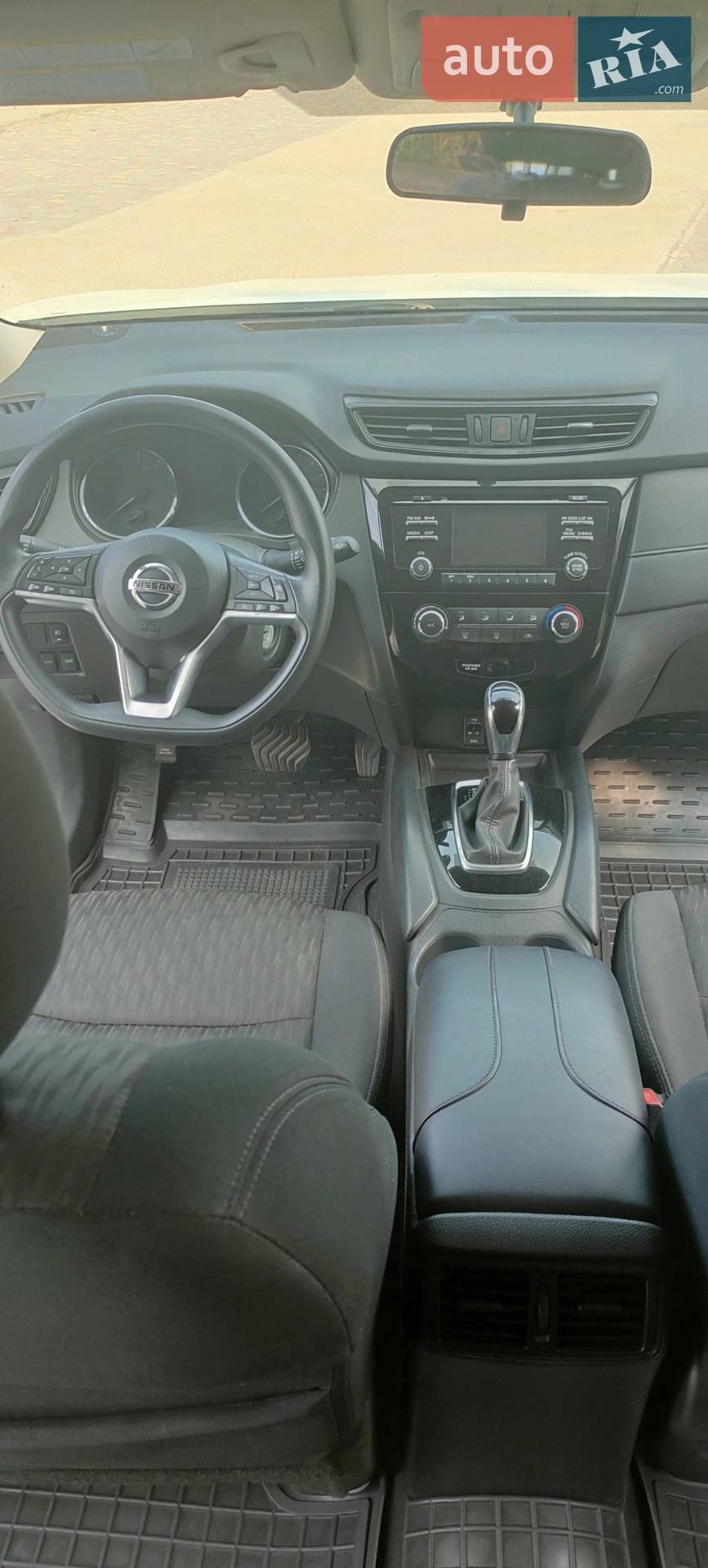 2017 Nissan Rogue - мініатюра 8