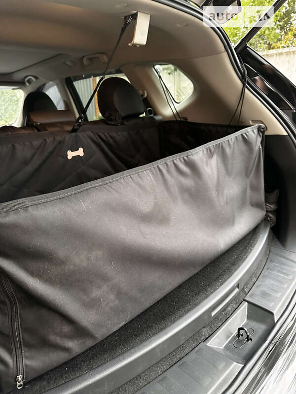 Внедорожник / Кроссовер Nissan Rogue 2018 в Киеве